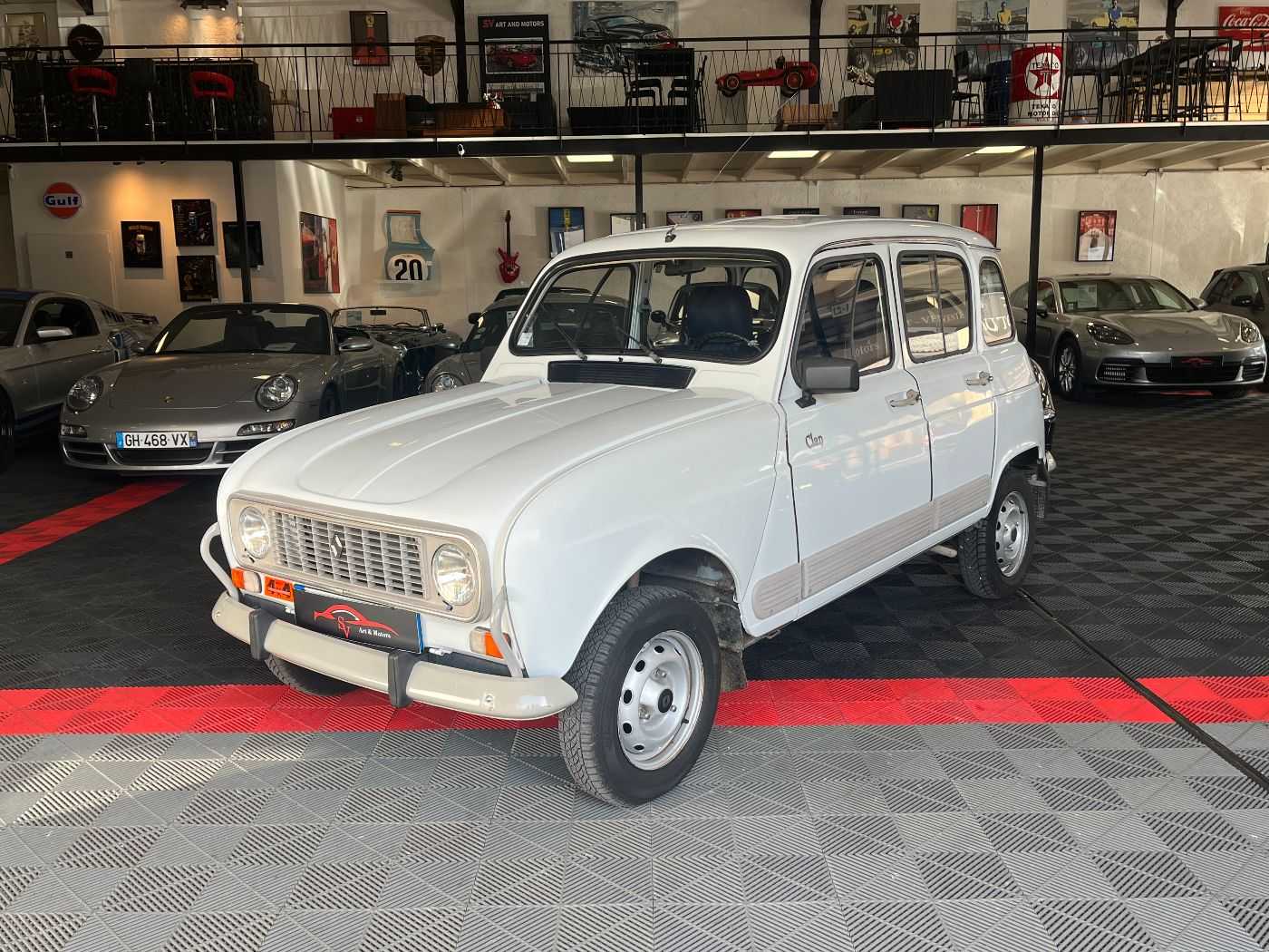 Renault 4
