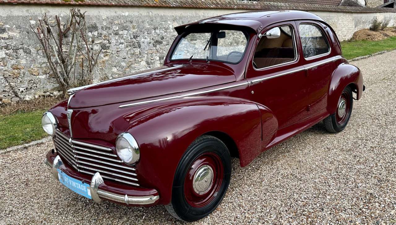 Peugeot 203