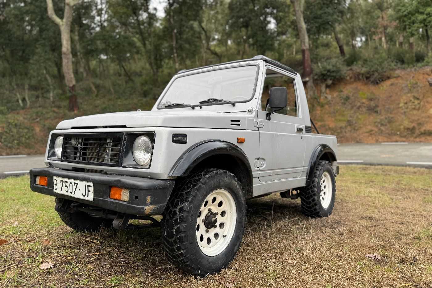 Suzuki Samurai