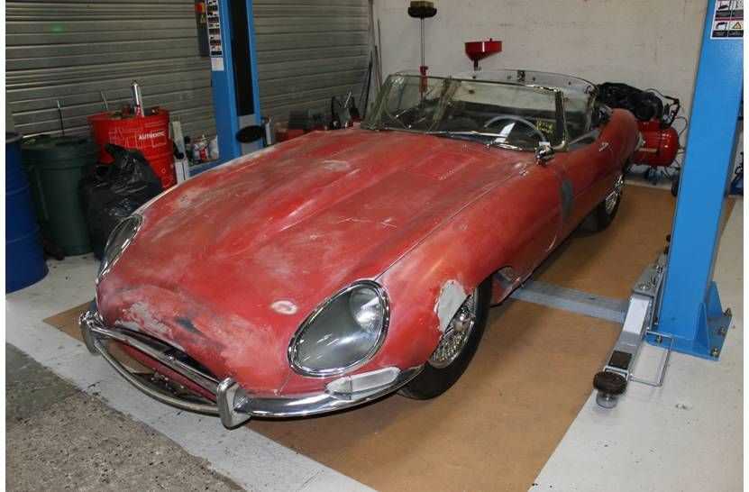 Jaguar Type E