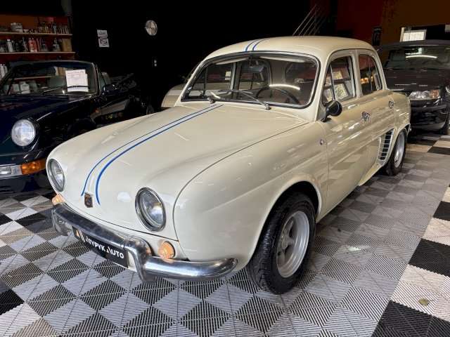 Renault Dauphine