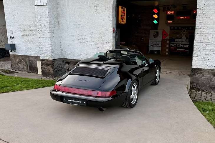 Porsche 964