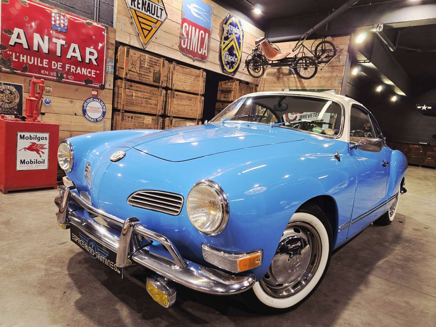 Volkswagen Karmann Ghia