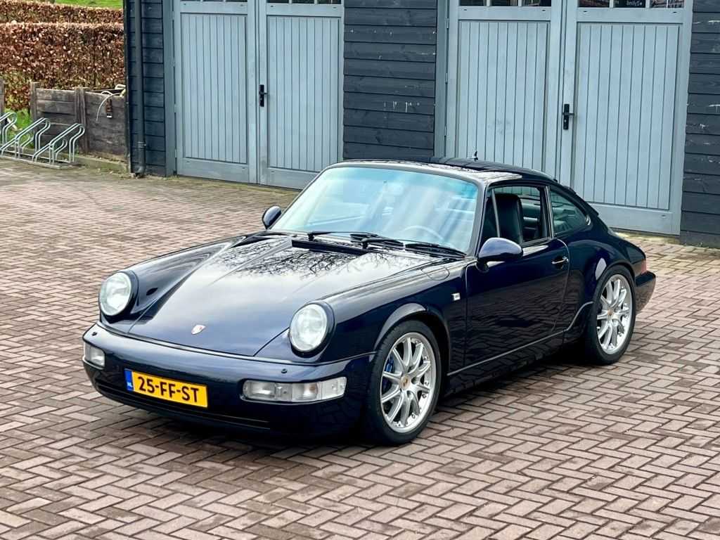 Porsche 964