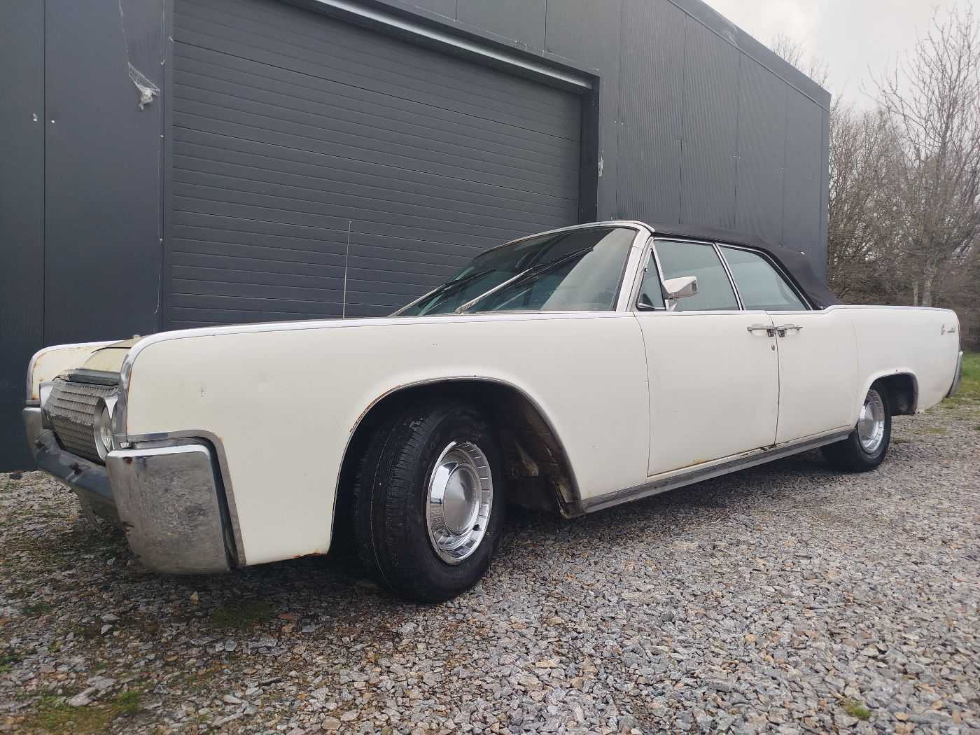 Lincoln Continental
