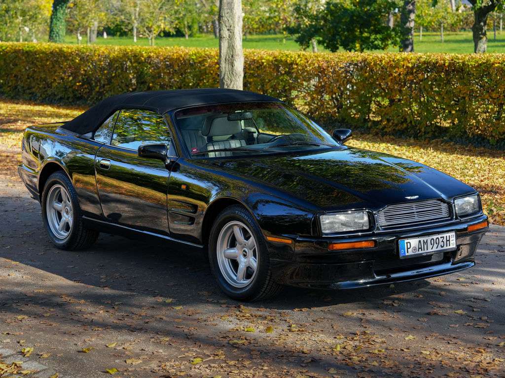 Aston Martin Virage