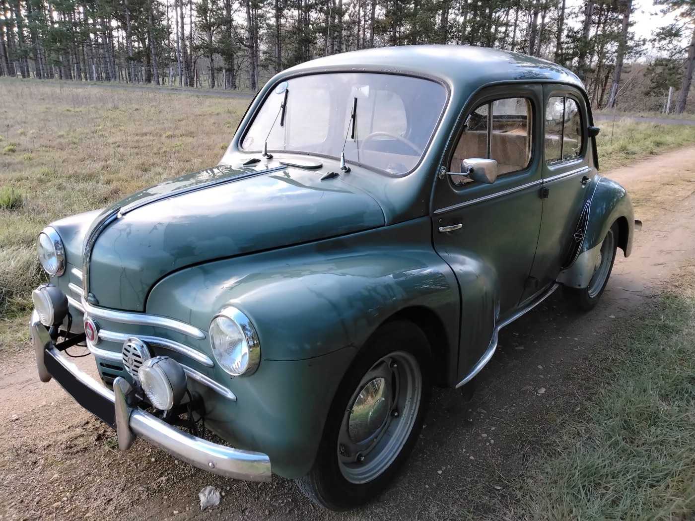 Renault 4 CV