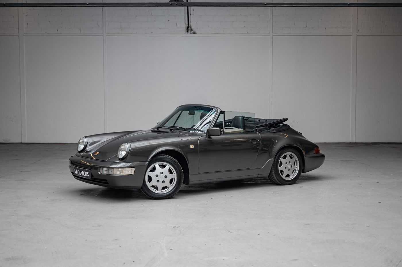 Porsche 964