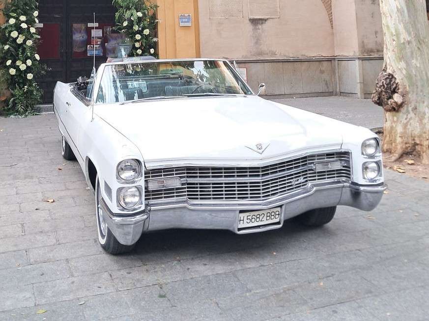 Cadillac De Ville