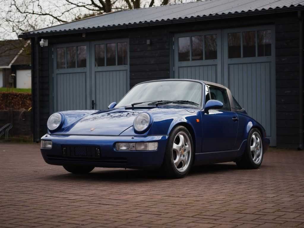 Porsche 964
