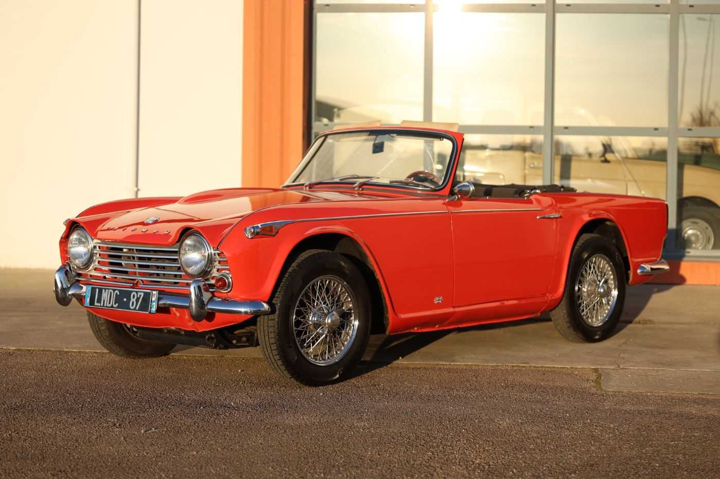 Triumph TR4