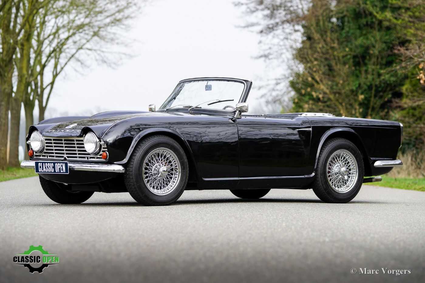 Triumph TR4