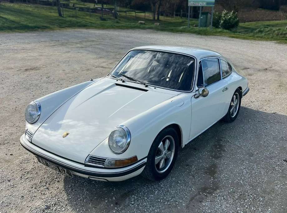 Porsche 911