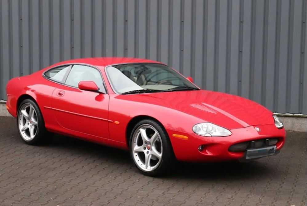 Jaguar XKR
