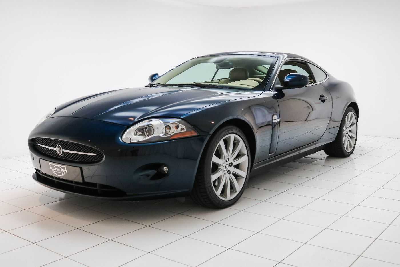 Jaguar Série - XK V8