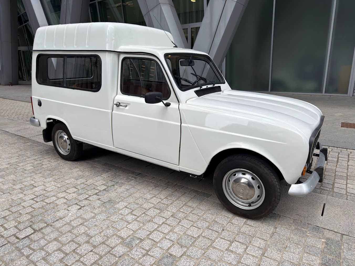 Renault 4