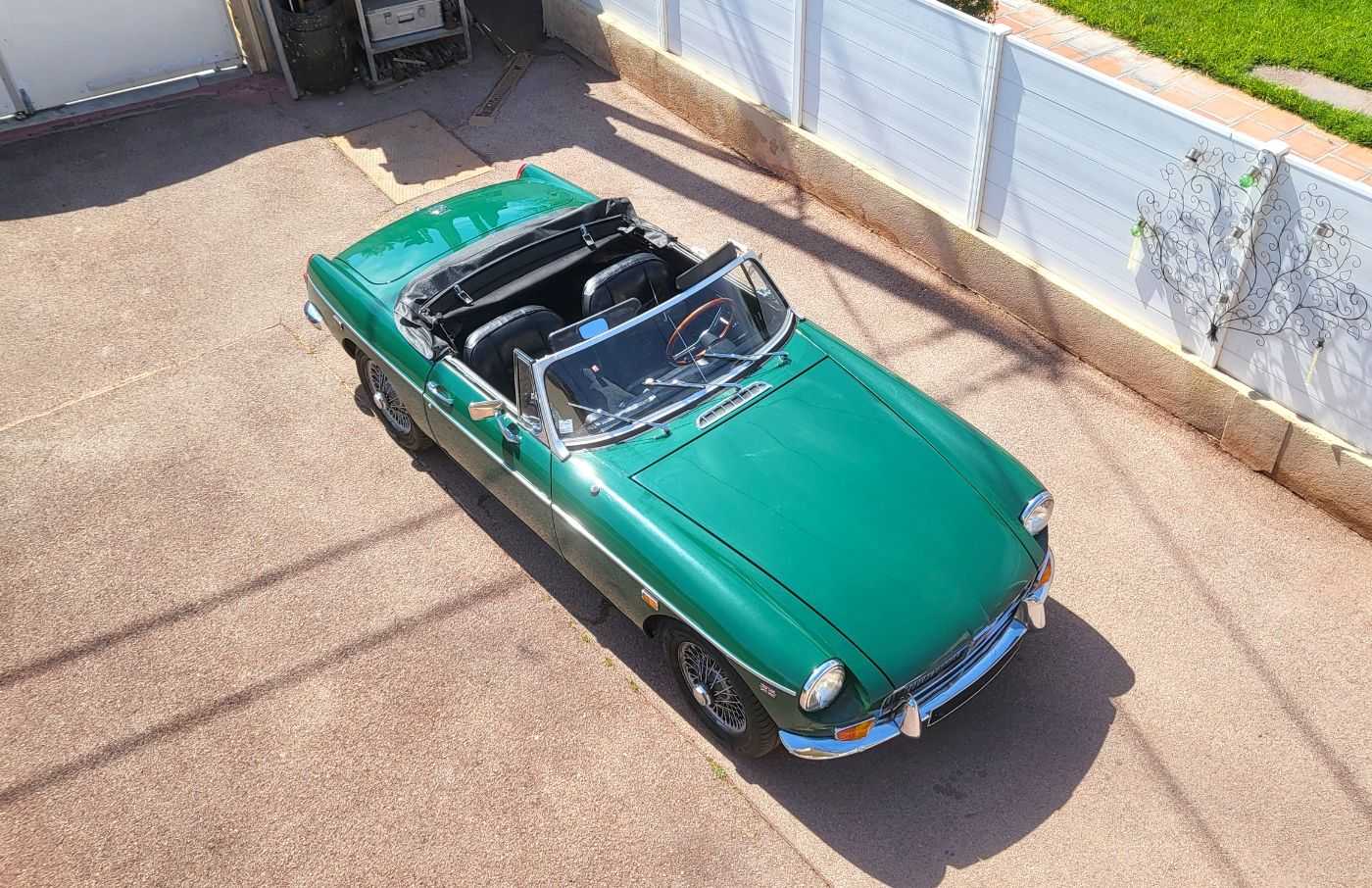 MG B