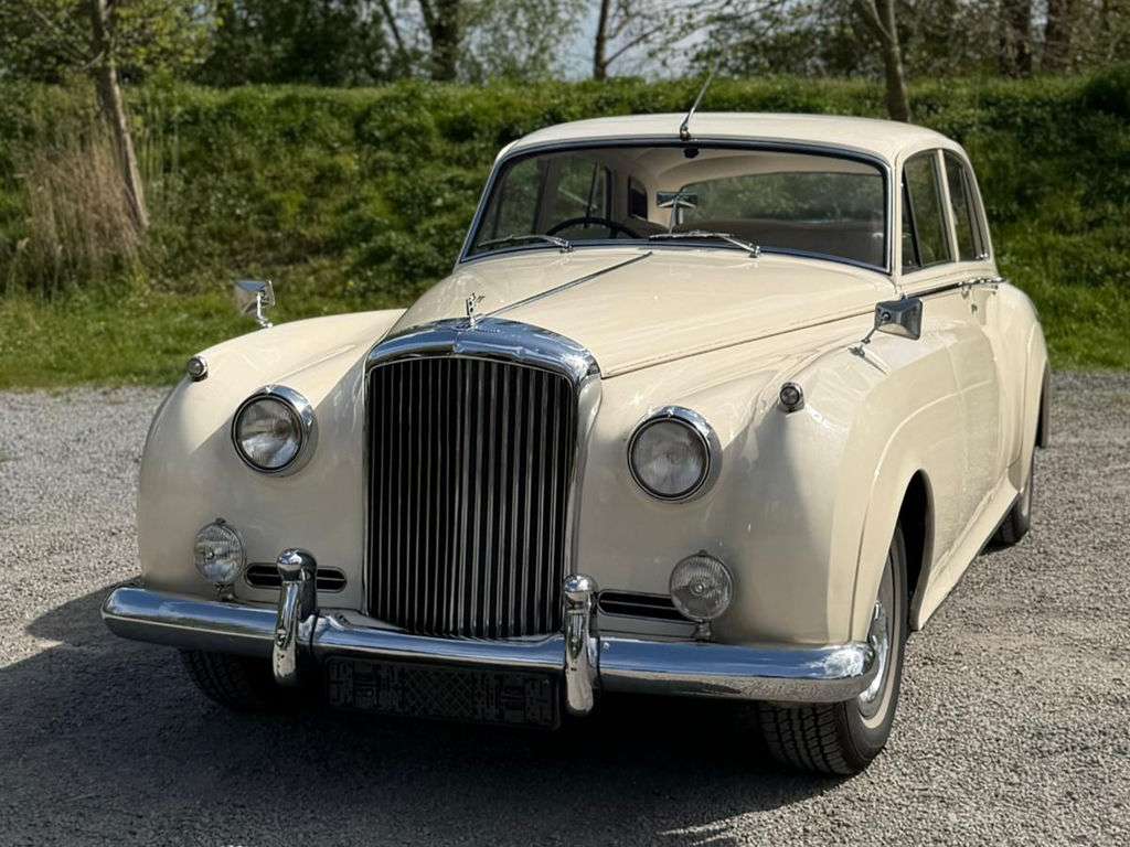 Bentley S1