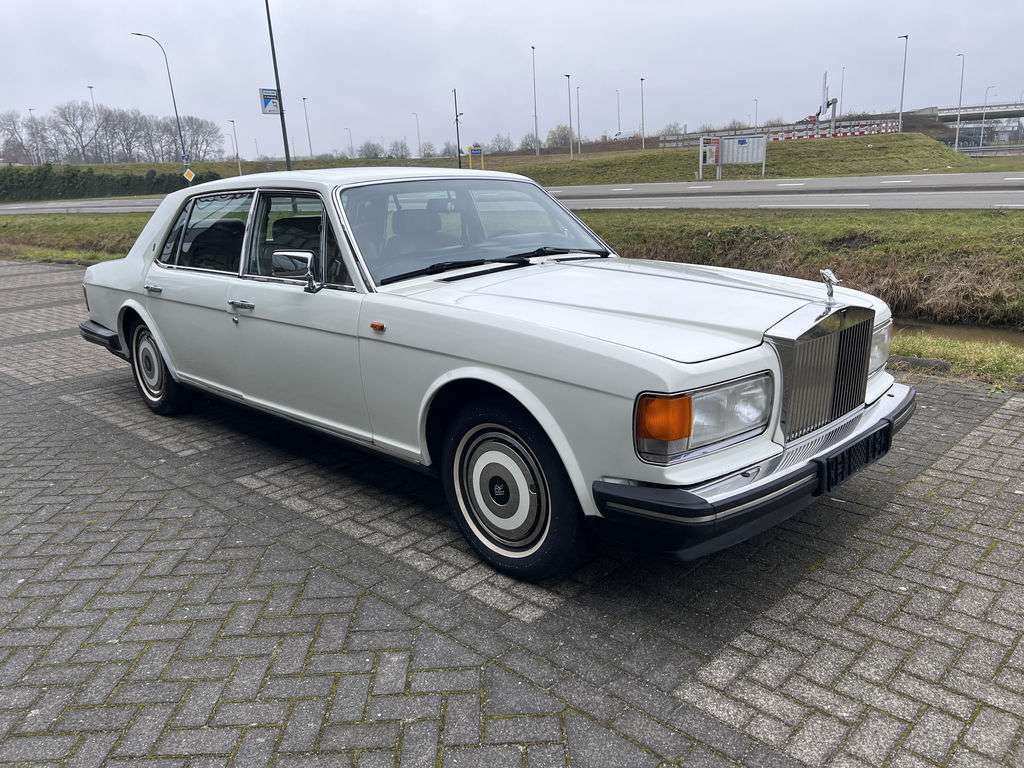 Rolls-Royce Silver Spur