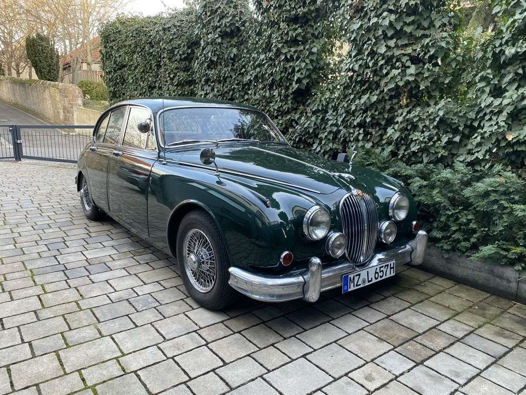 Jaguar MK 2