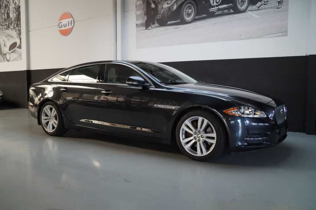 Jaguar Série - XJ
