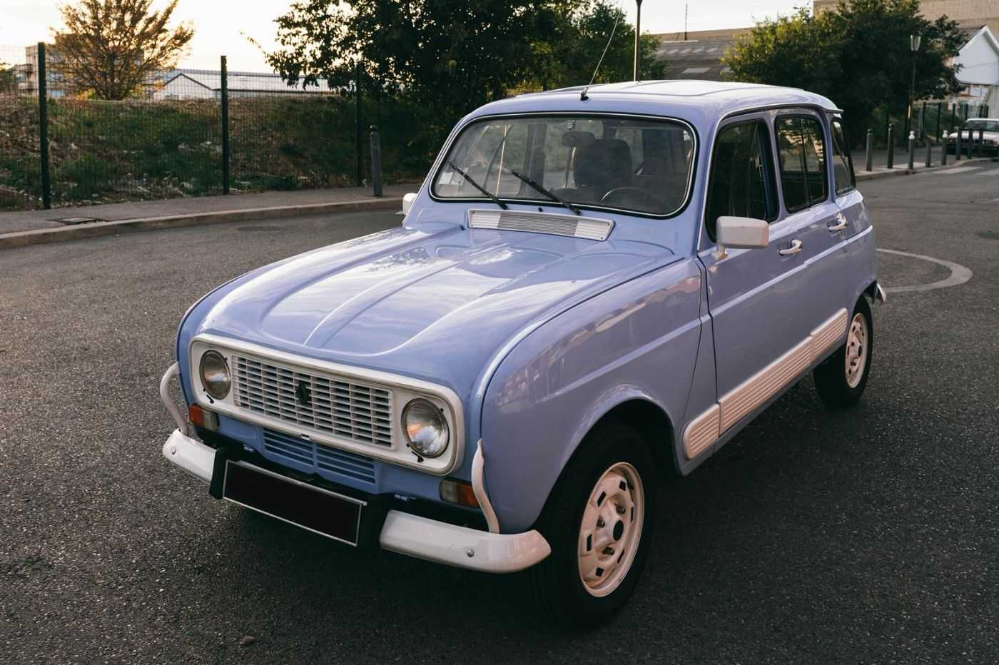Renault 4