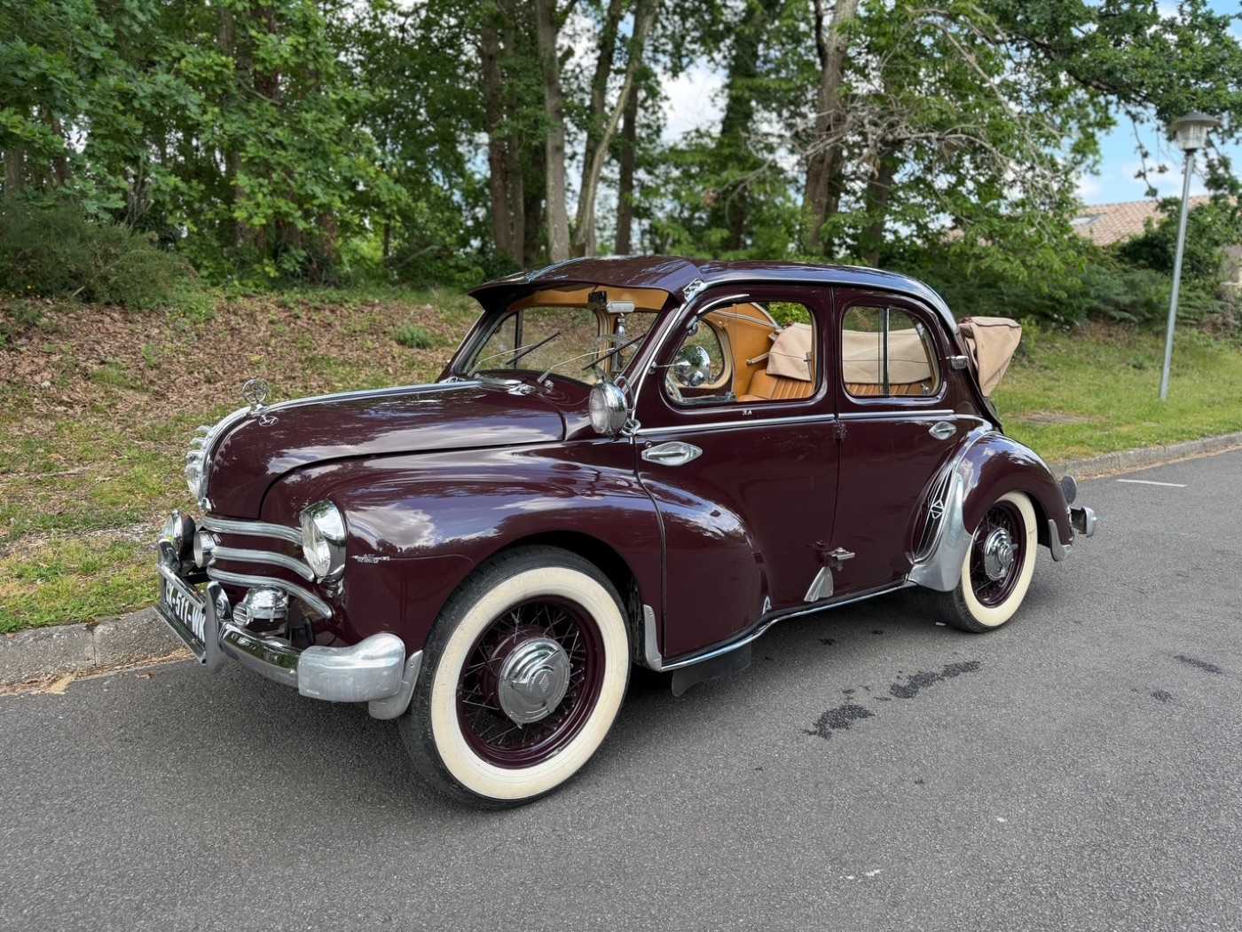 Renault 4 CV