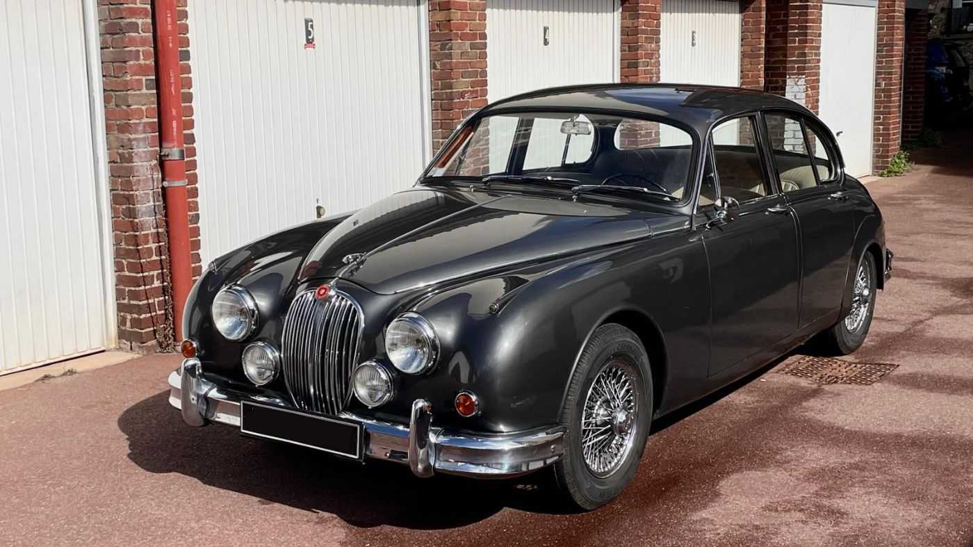 Jaguar MK 2