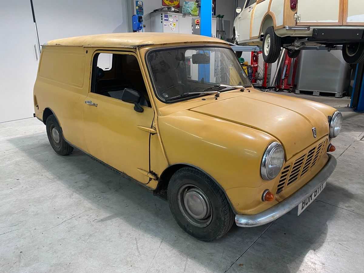 Mini Van