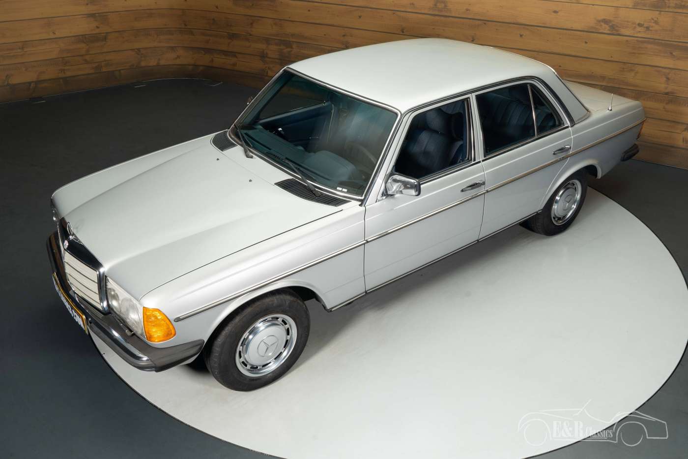 Mercedes-Benz 250