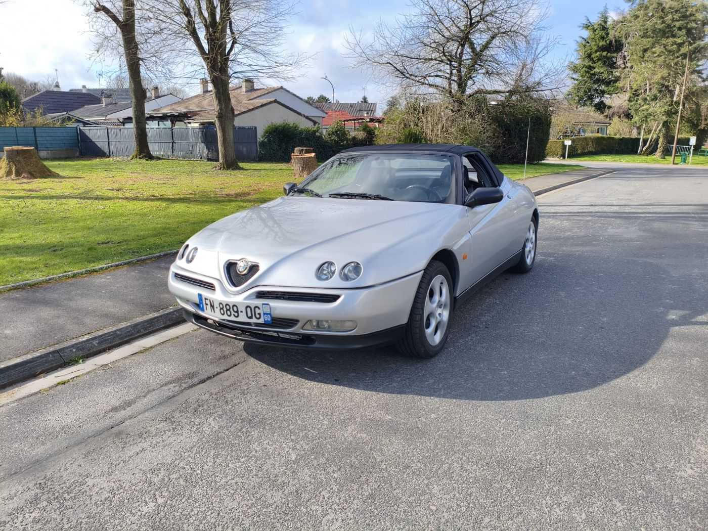 Alfa Roméo 916