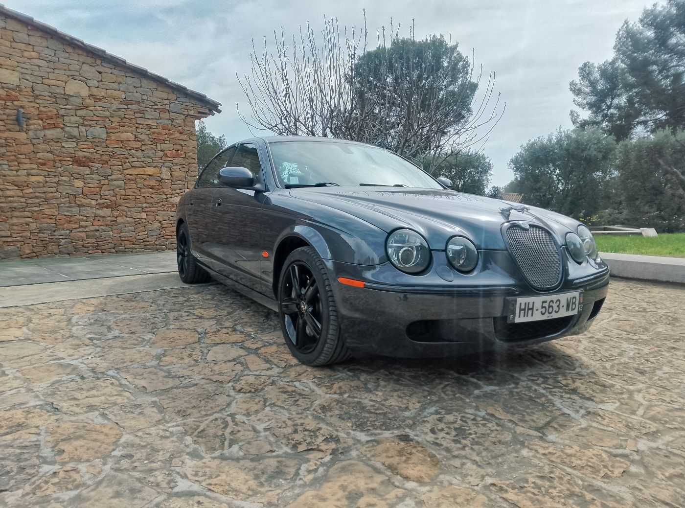 Jaguar Type S