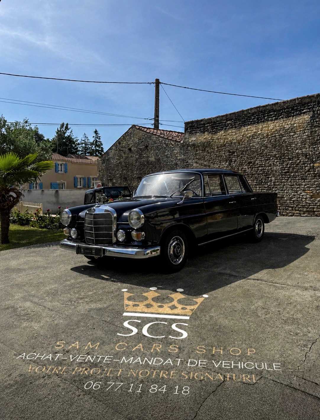 Mercedes-Benz 230