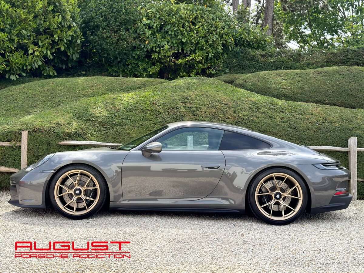 Porsche 992