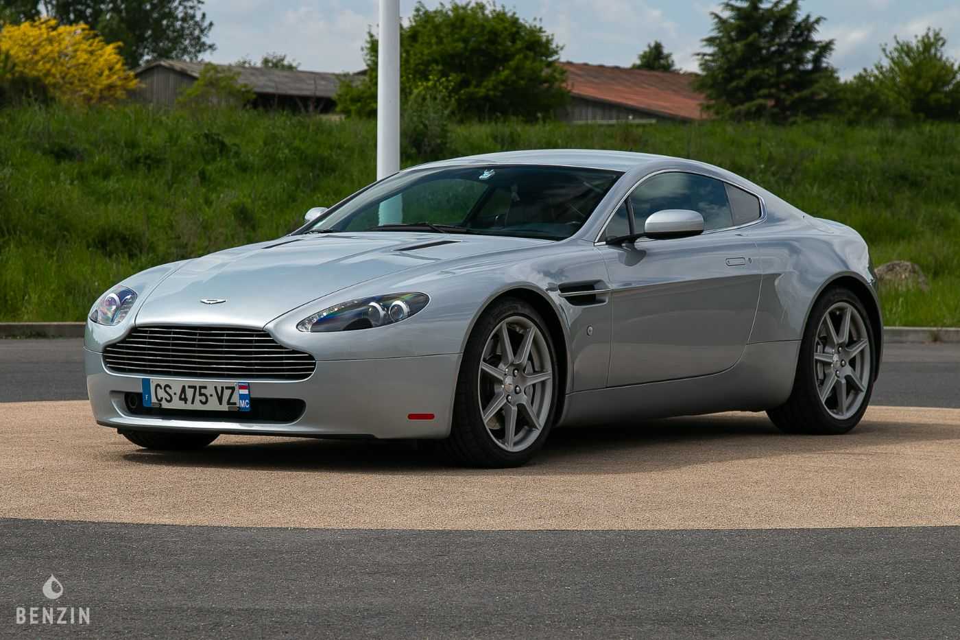 Aston Martin Vantage