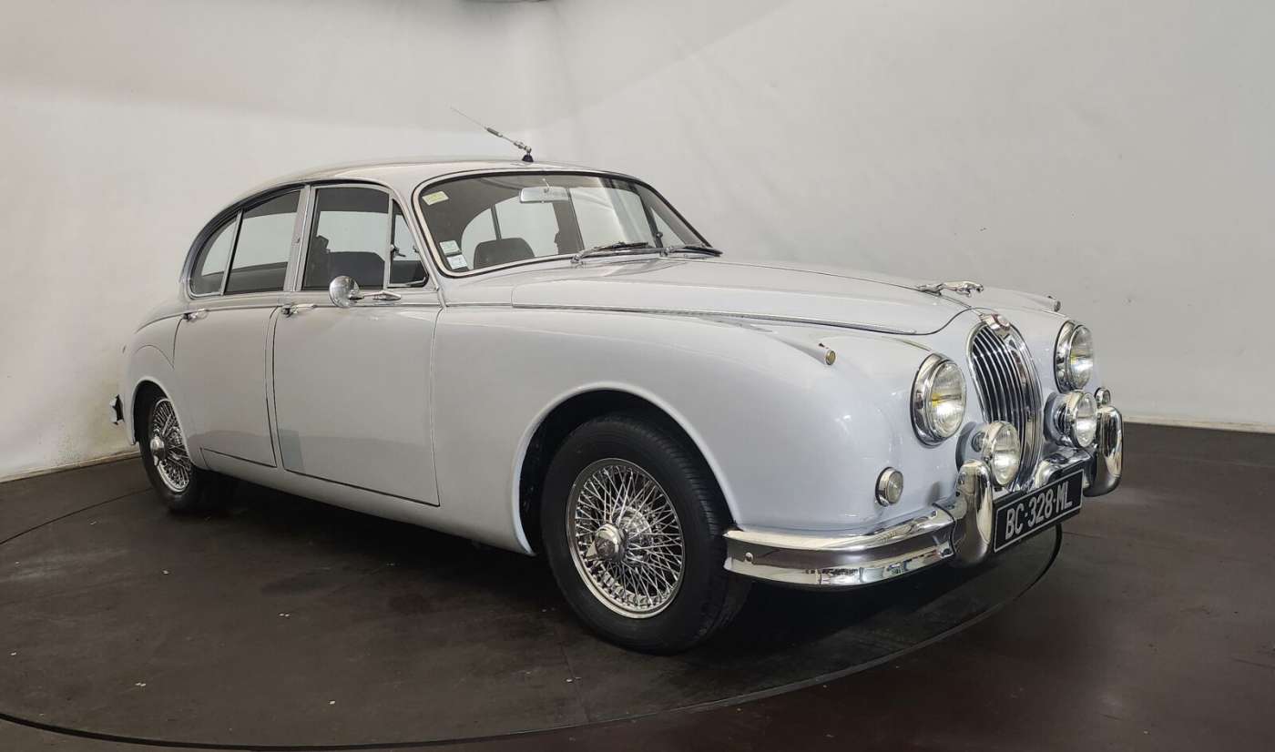 Jaguar MK 2
