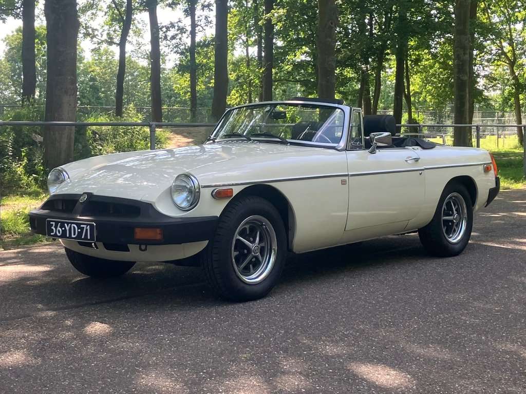 MG B