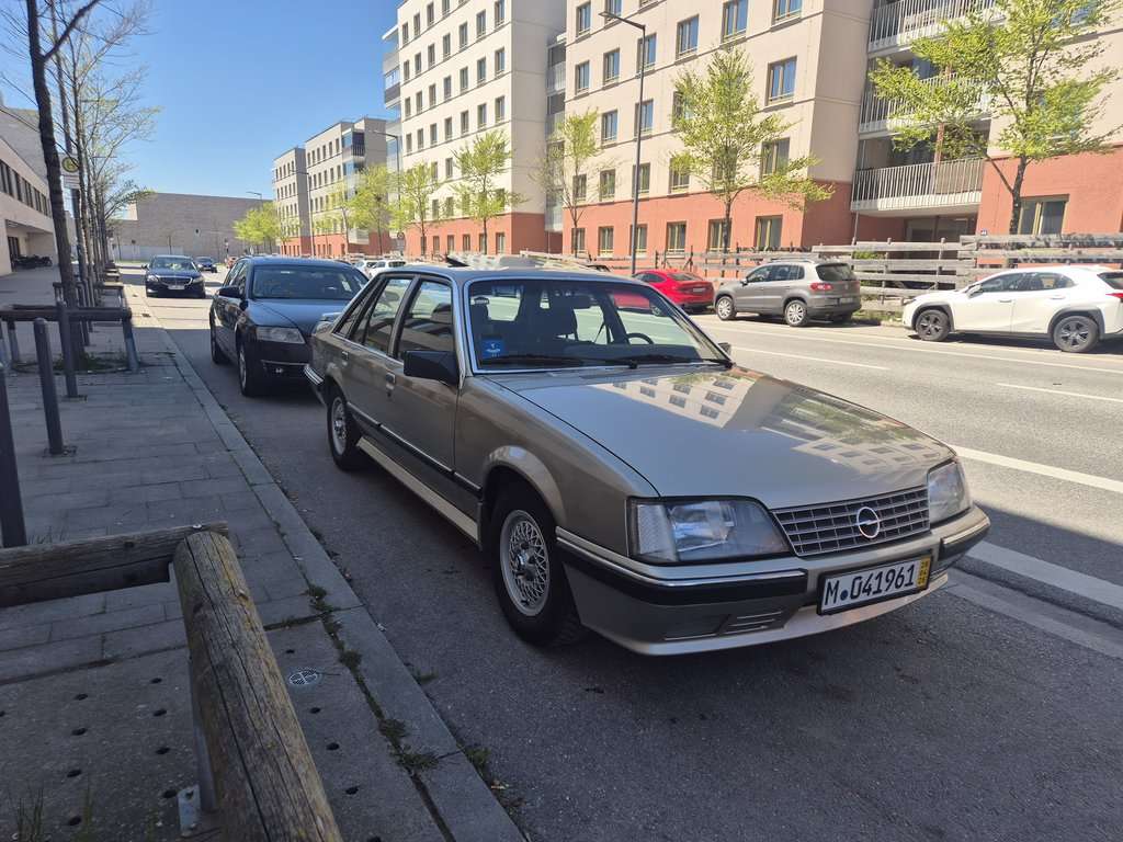 Opel Senator