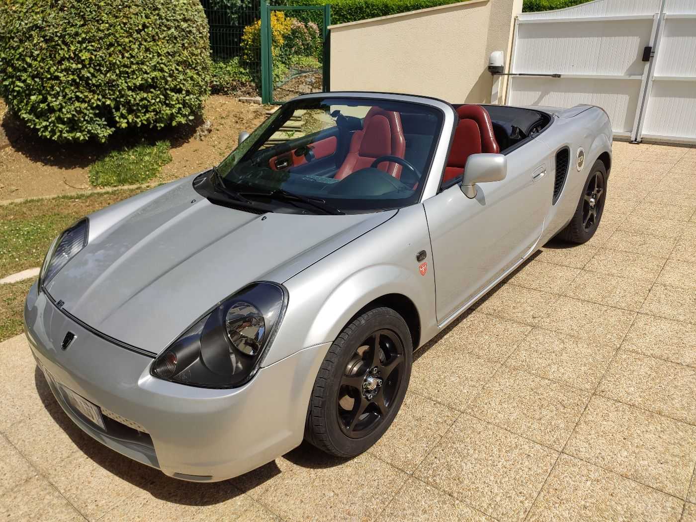 Toyota MR2