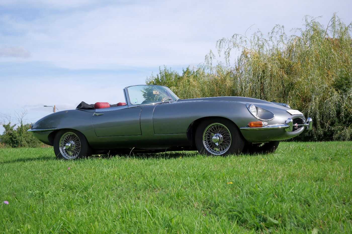 Jaguar Type E