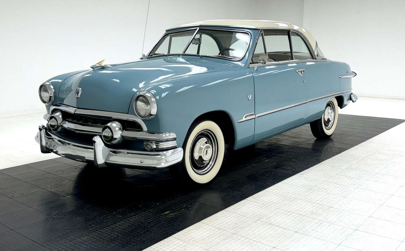 Ford Victoria