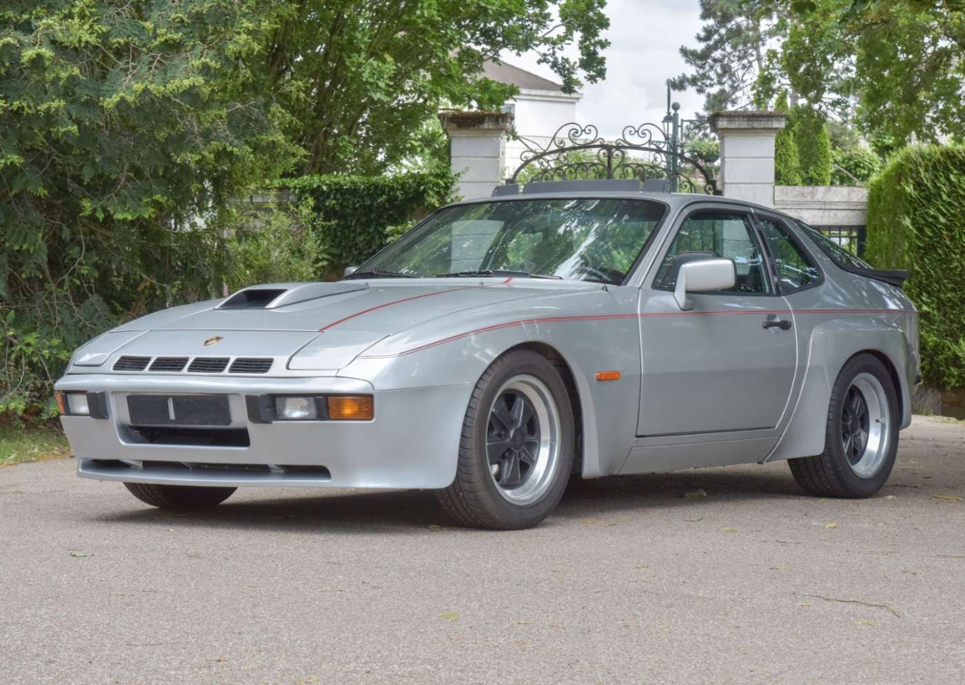 Porsche 924