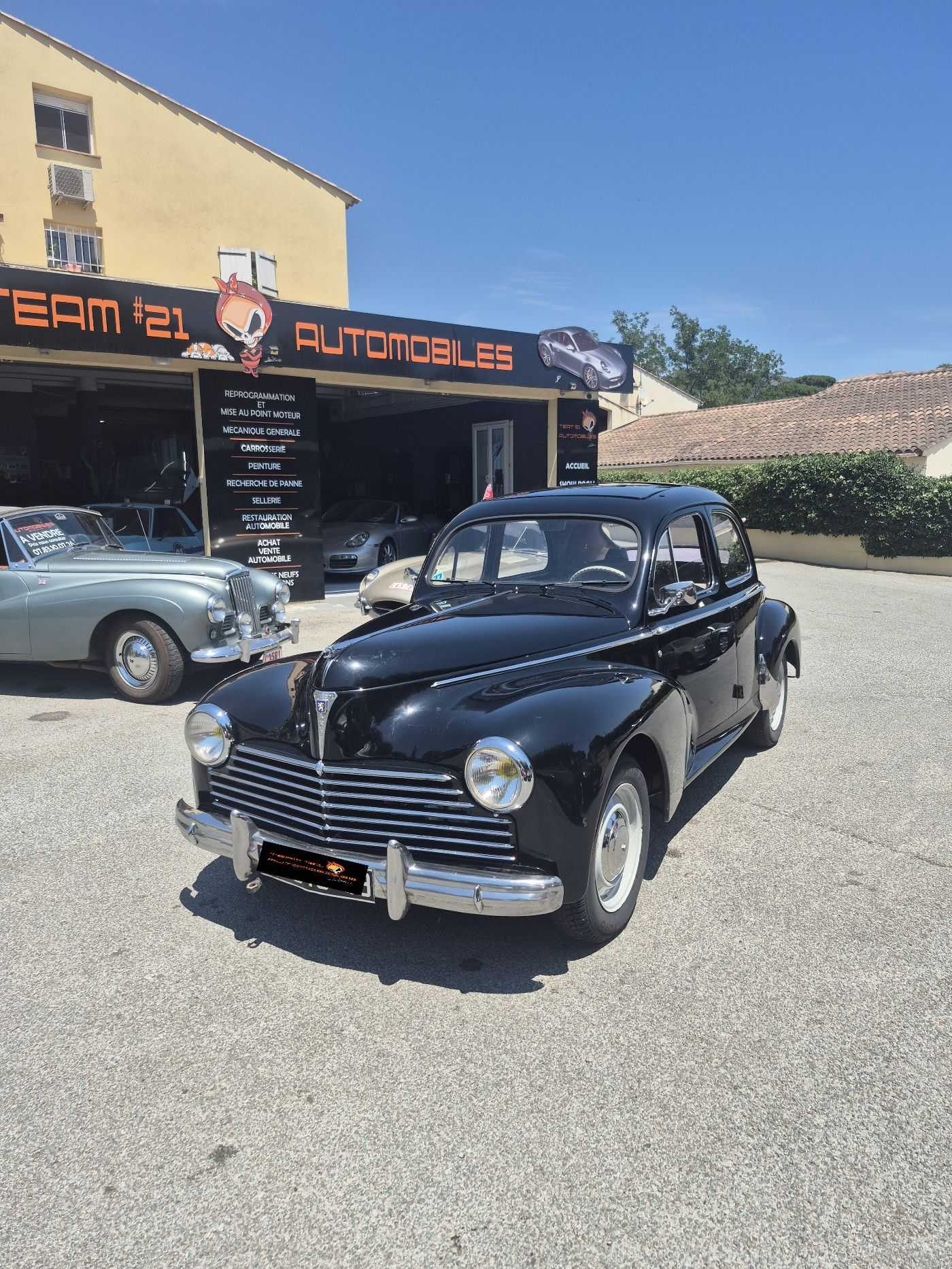 Peugeot 203
