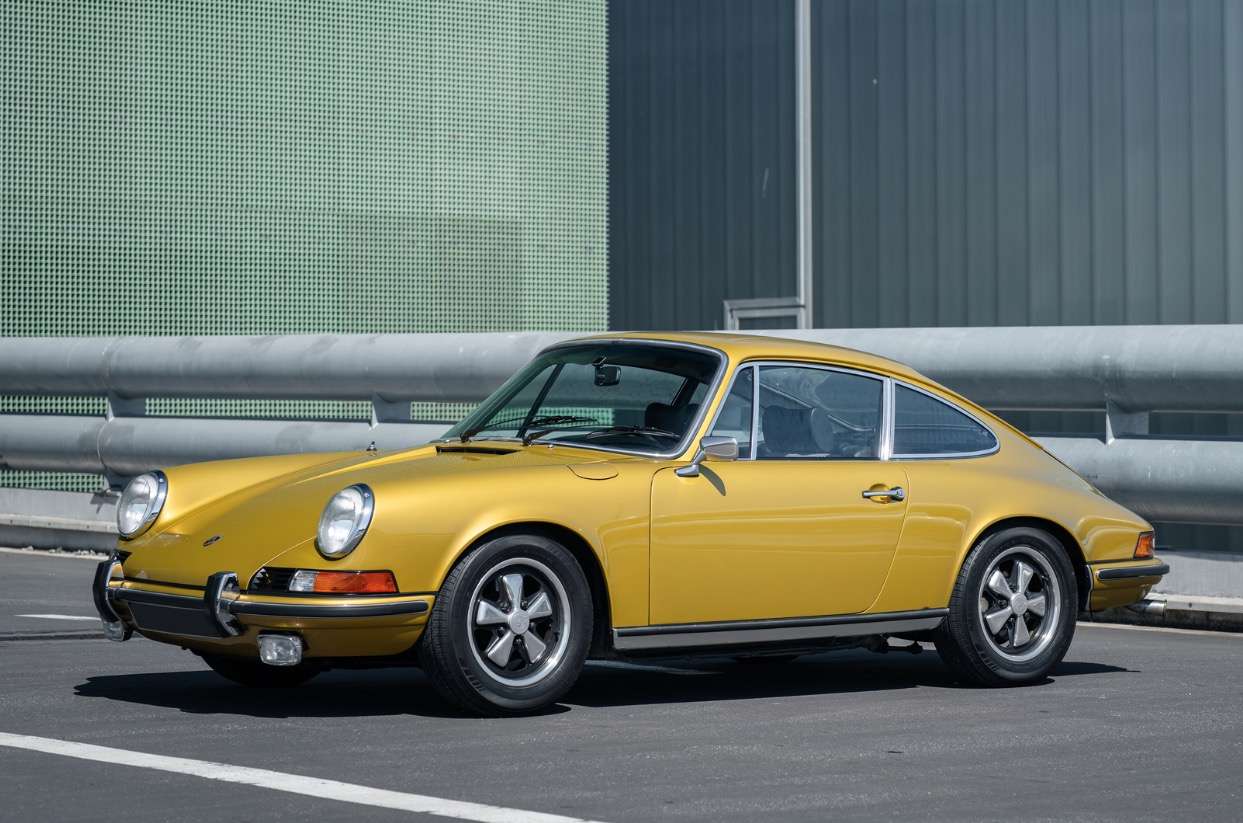 Porsche 911