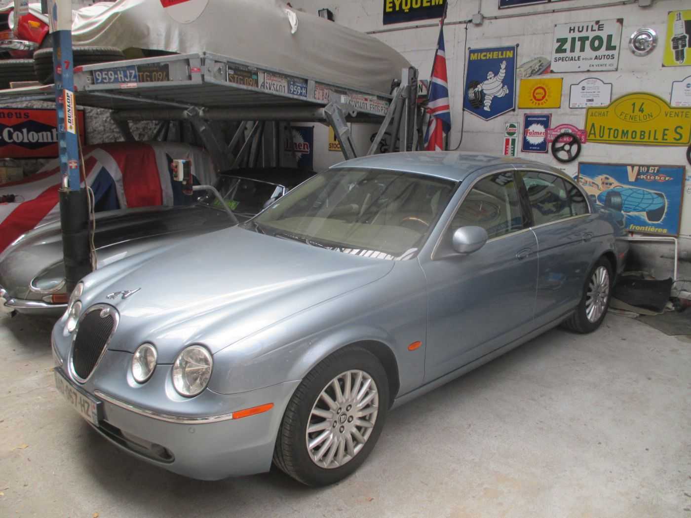 Jaguar Type S