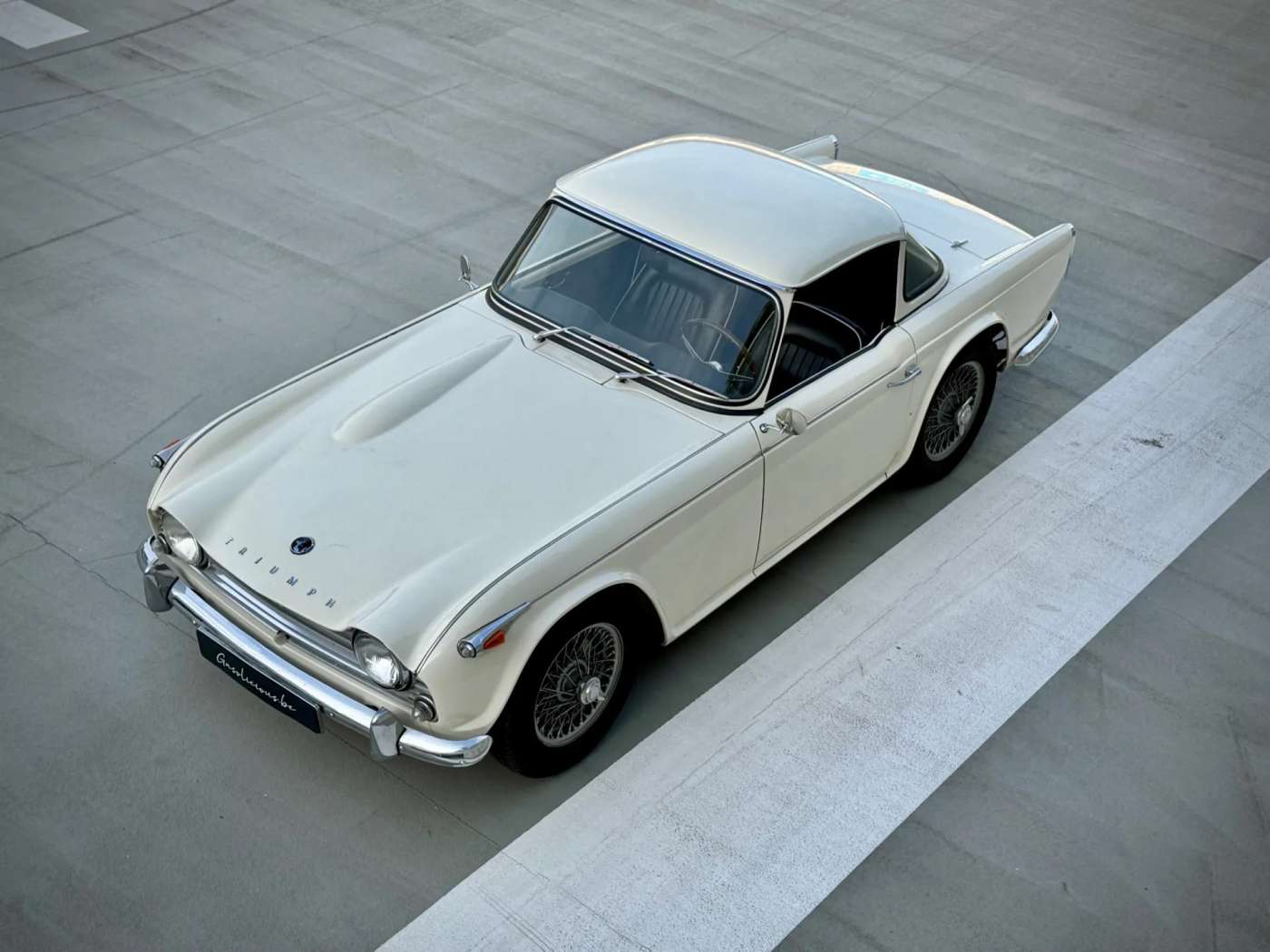 Triumph TR4