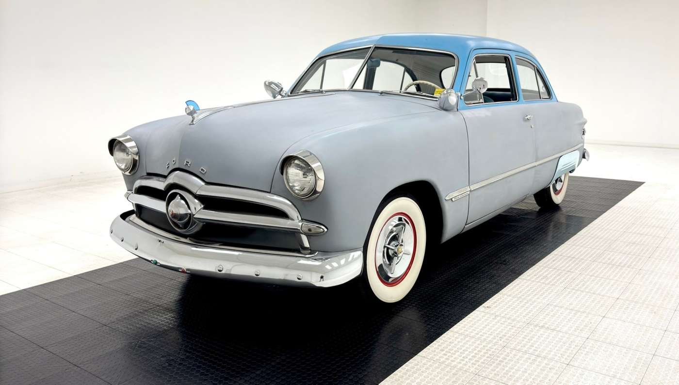Ford Custom