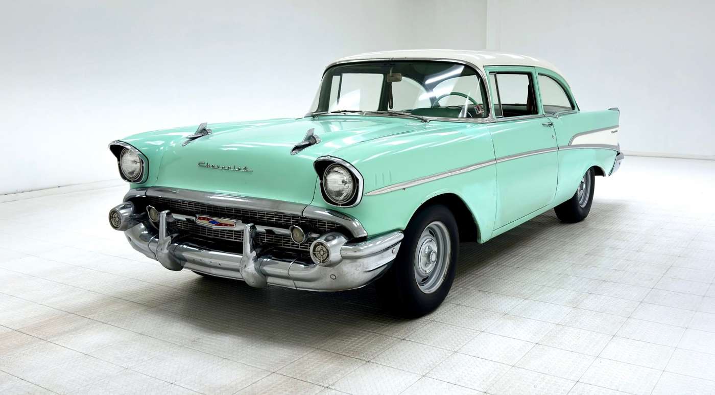 Chevrolet 210