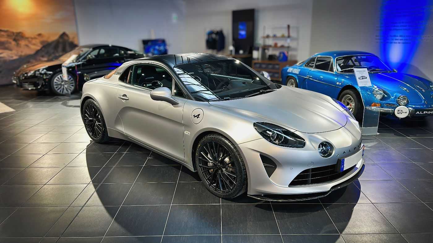 Alpine A 110
