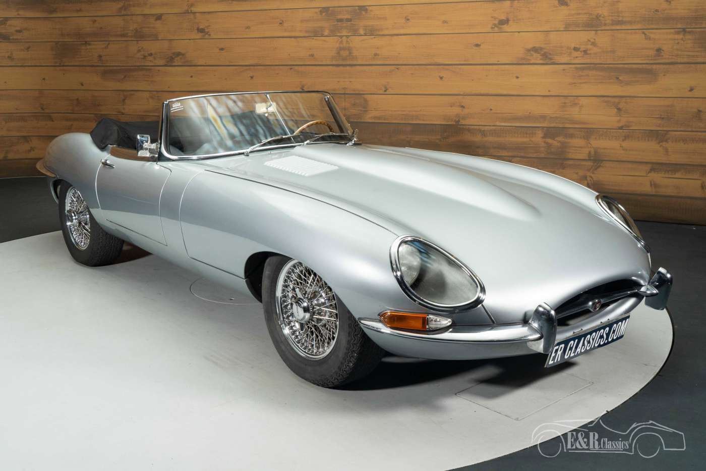 Jaguar Type E